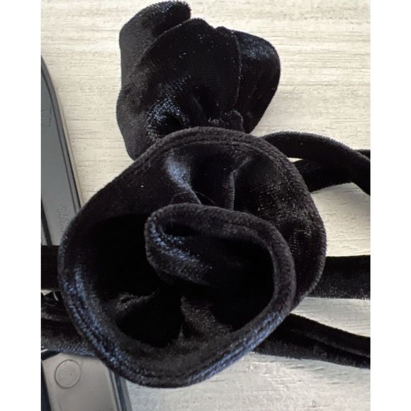 Something Navy Women’s Sz XXL Black Velvet Floral Strap One Piece Swimsuit - Picture 10 of 12